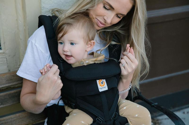 Porta-bebês Ergobaby Omni 360 All-Position Onyx Black - Canguru e
